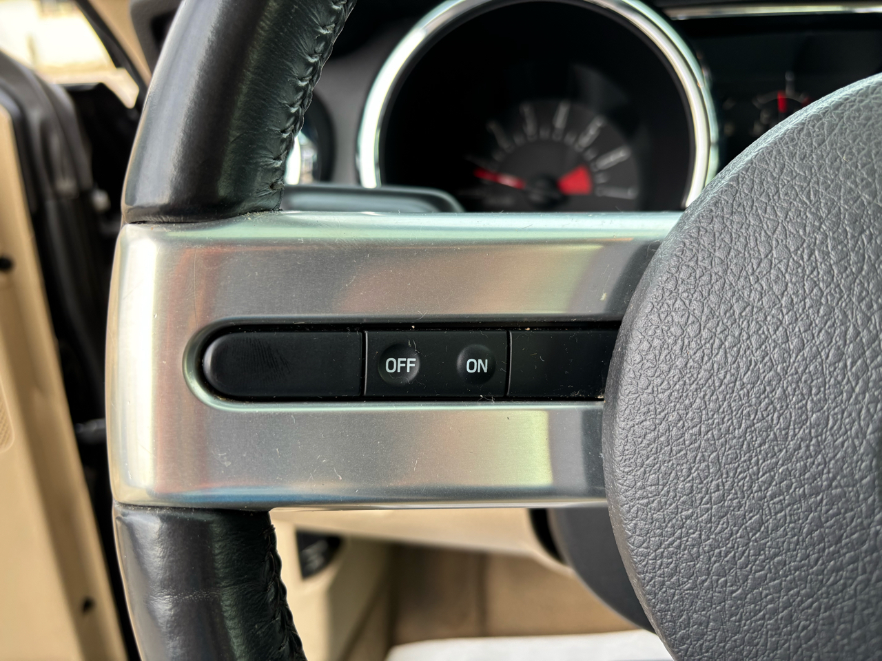 Ford Mustang V6 Premium Coupe 2008