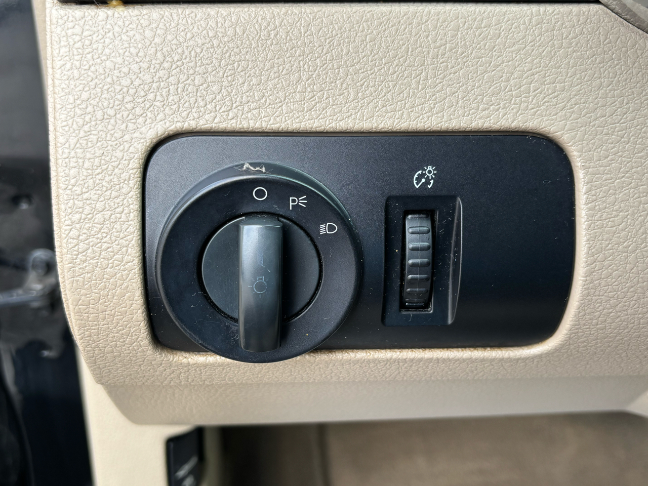 Ford Mustang V6 Premium Coupe 2008