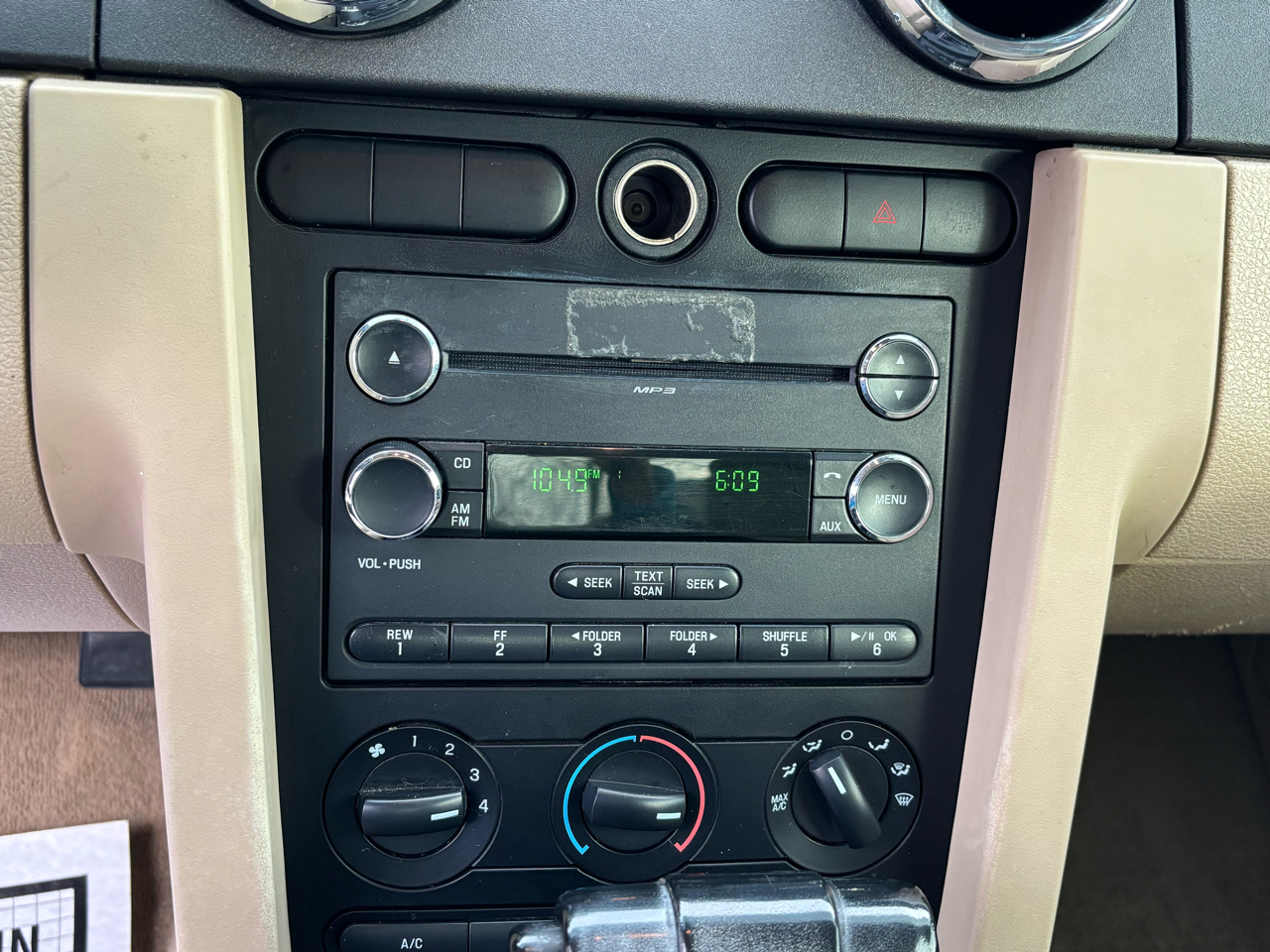 Ford Mustang V6 Premium Coupe 2008