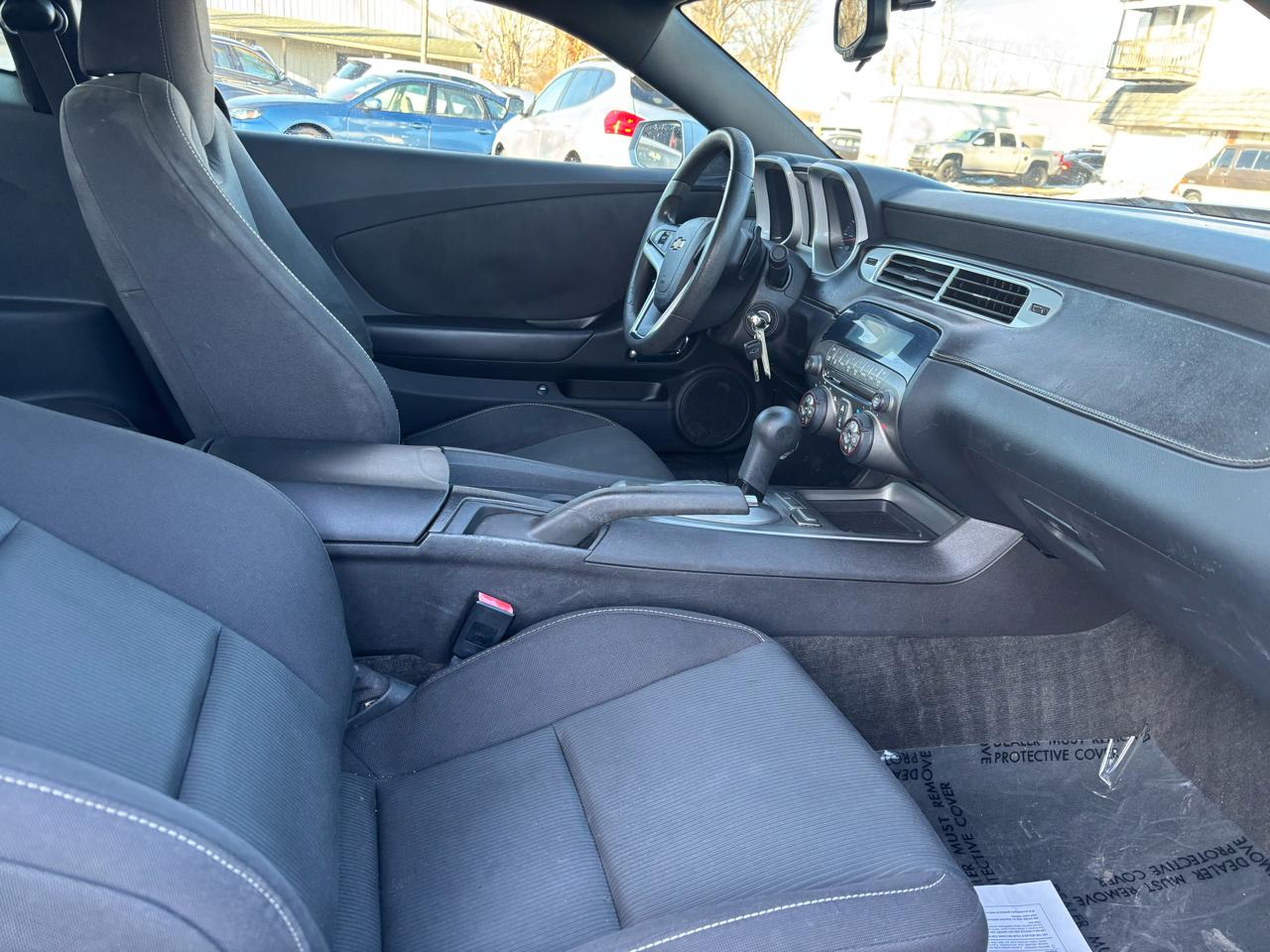 Chevrolet Camaro Coupe 1LT 2012