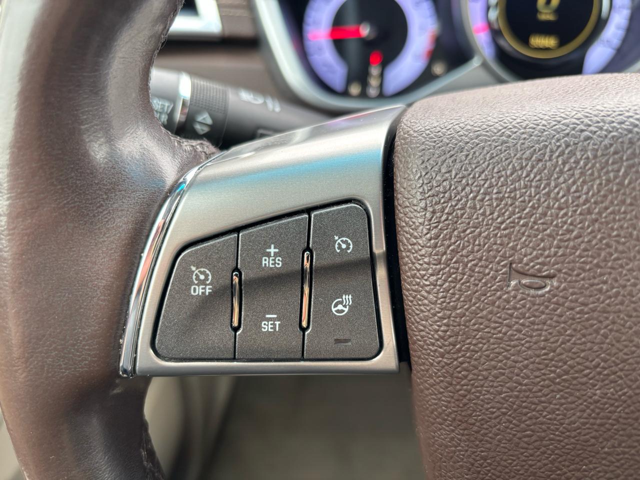 Cadillac SRX Luxury AWD 2012