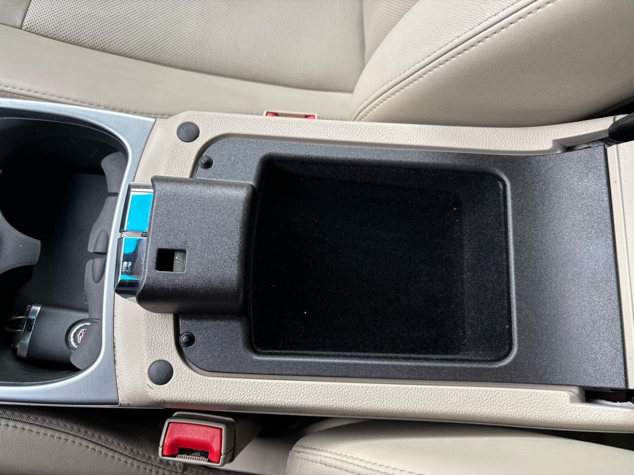 Cadillac SRX Luxury AWD 2012