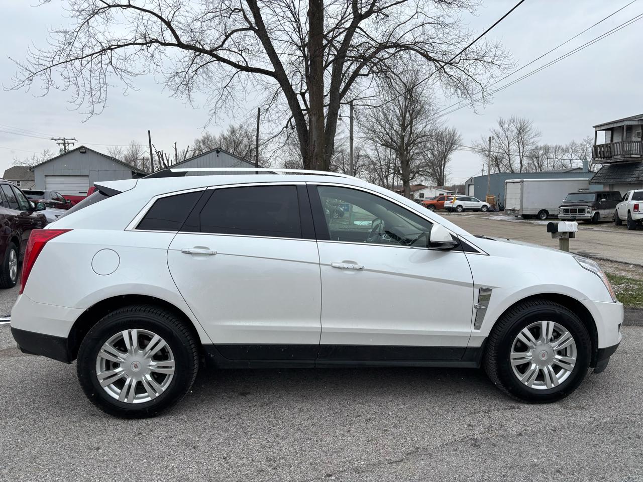 Cadillac SRX Luxury AWD 2012