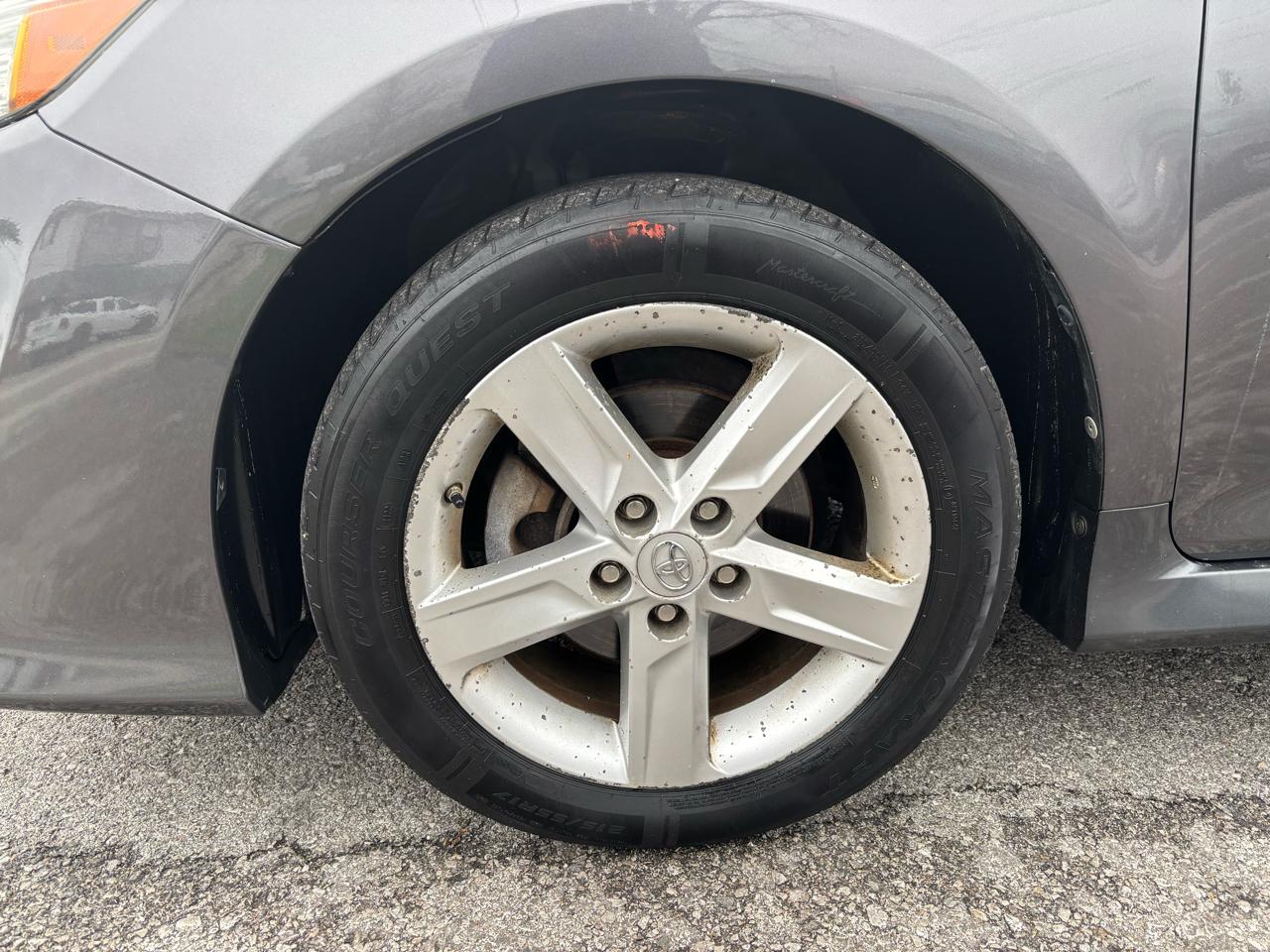 Toyota Camry LE 2014