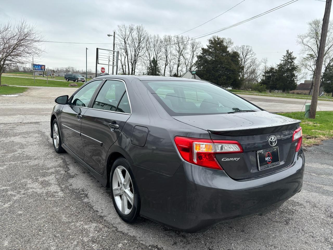 Toyota Camry LE 2014