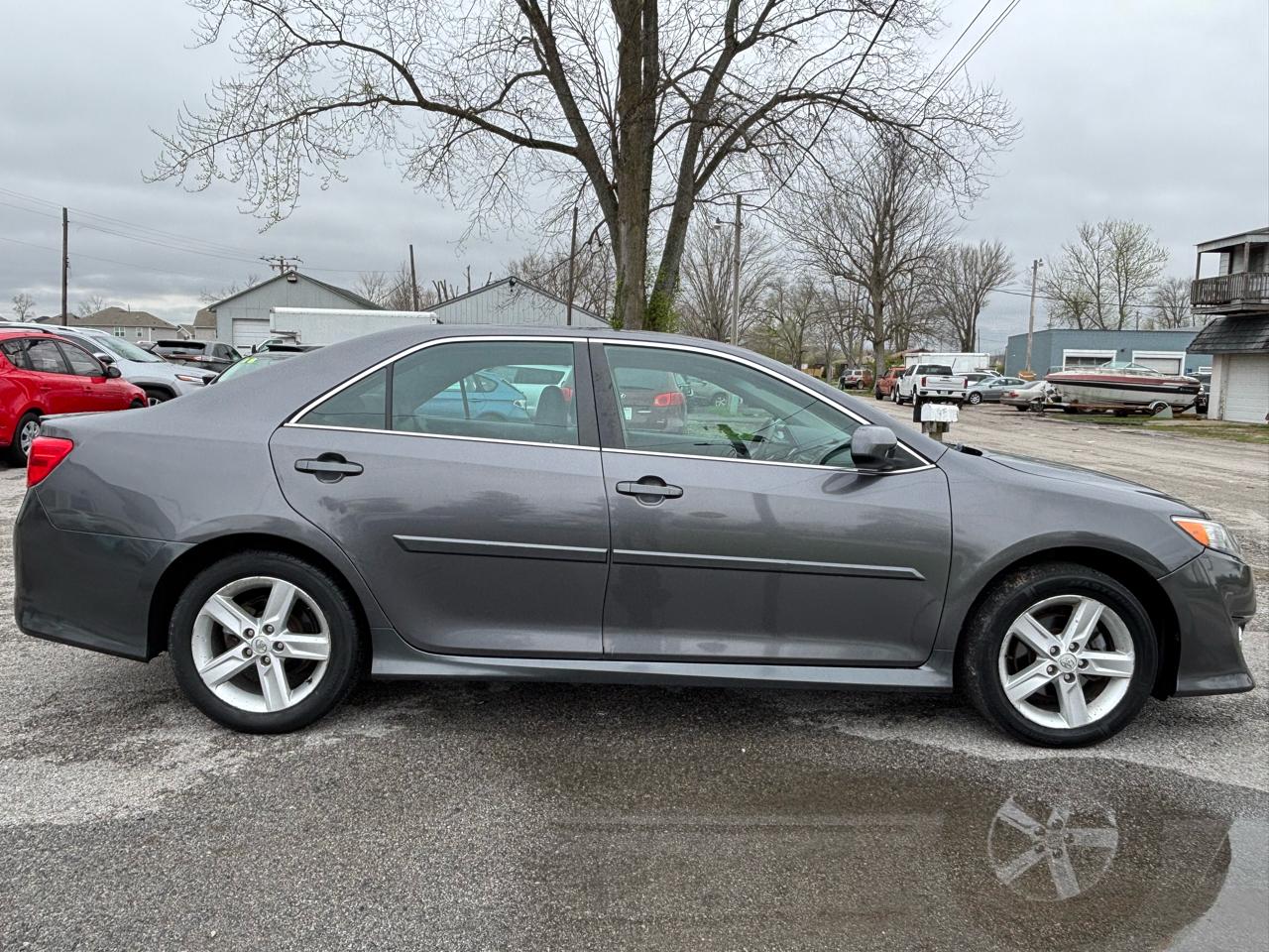 Toyota Camry LE 2014