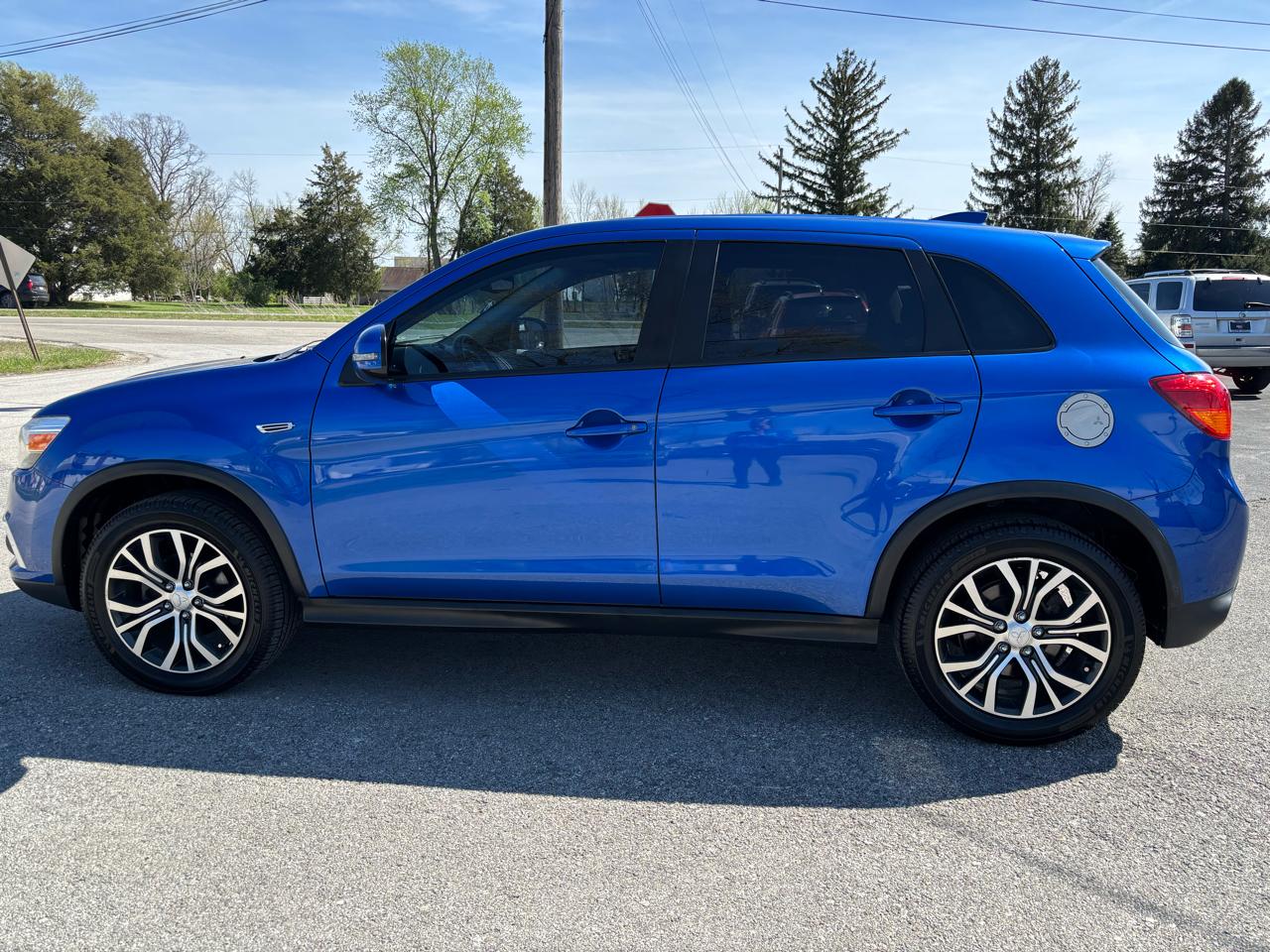 Mitsubishi Outlander Sport 2.0 ES 5M 2017