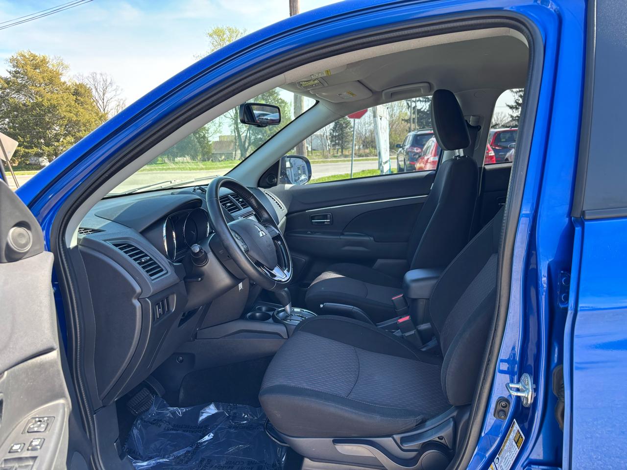 Mitsubishi Outlander Sport 2.0 ES 5M 2017