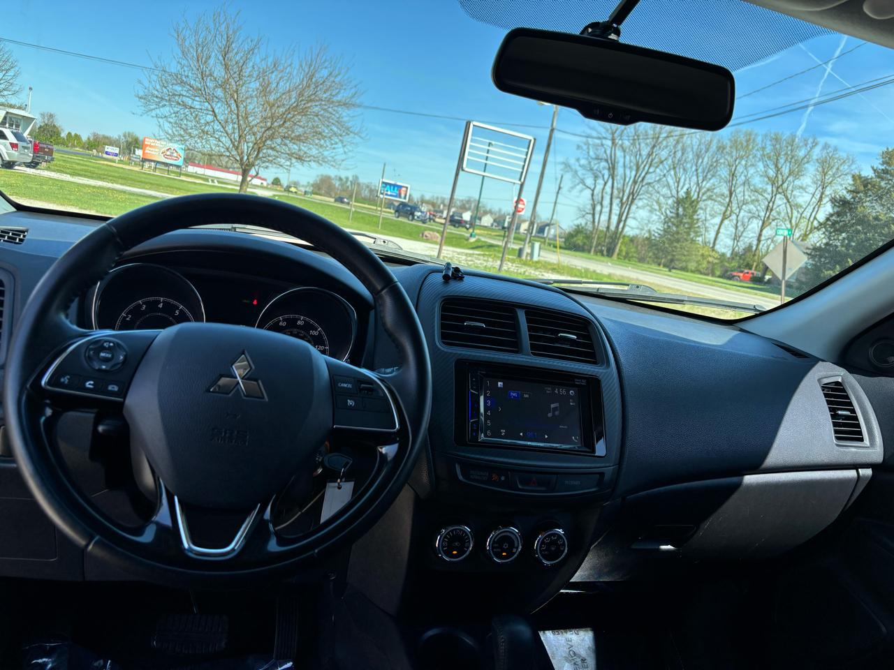 Mitsubishi Outlander Sport 2.0 ES 5M 2017