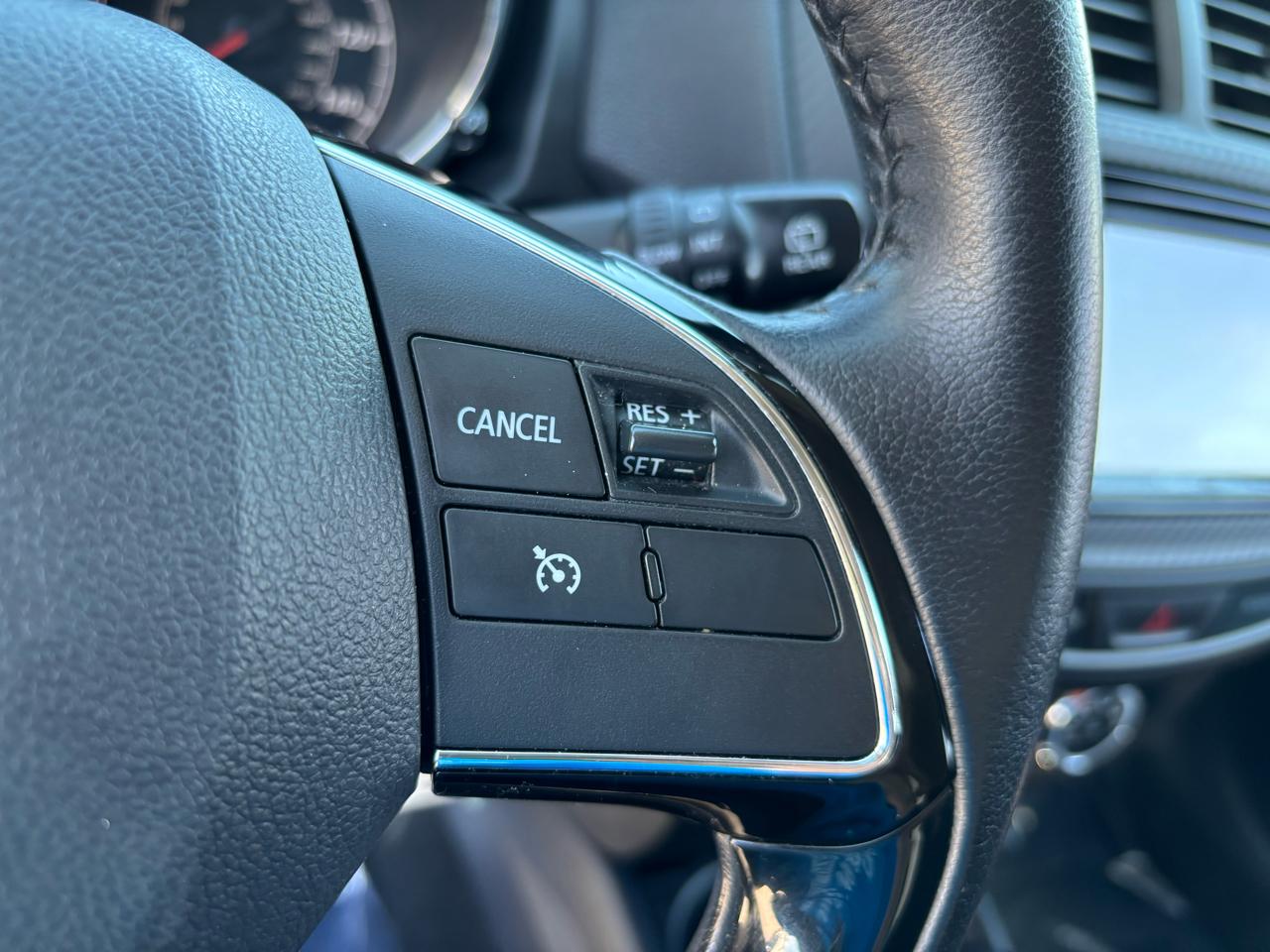 Mitsubishi Outlander Sport 2.0 ES 5M 2017