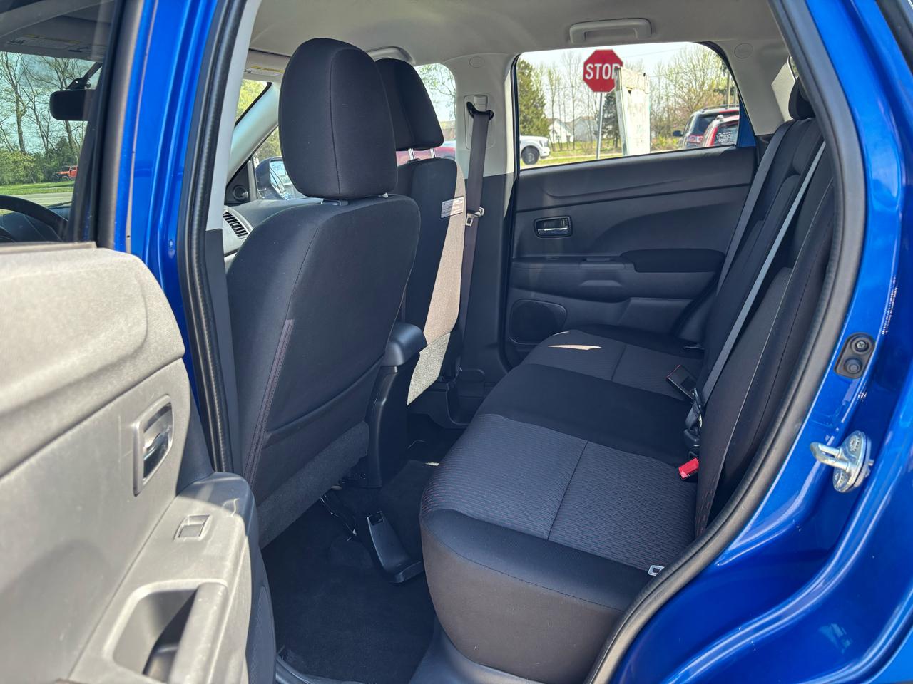 Mitsubishi Outlander Sport 2.0 ES 5M 2017