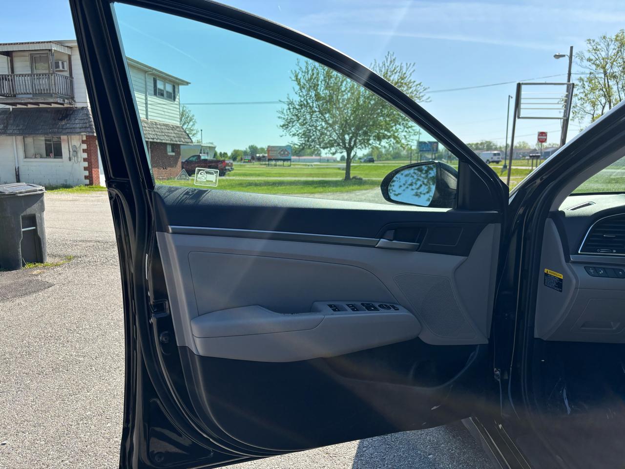 Hyundai Elantra Limited 2018