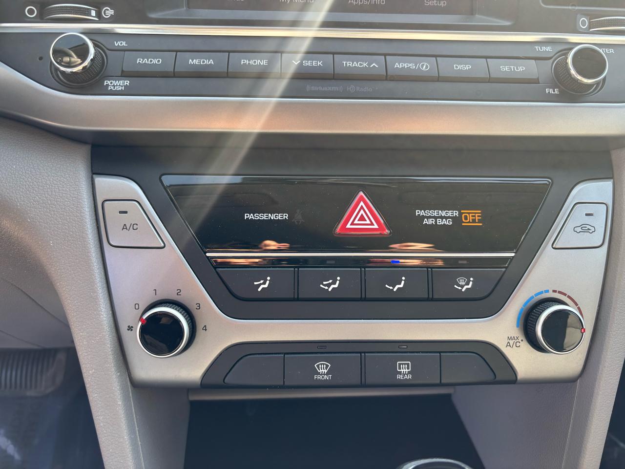 Hyundai Elantra Limited 2018