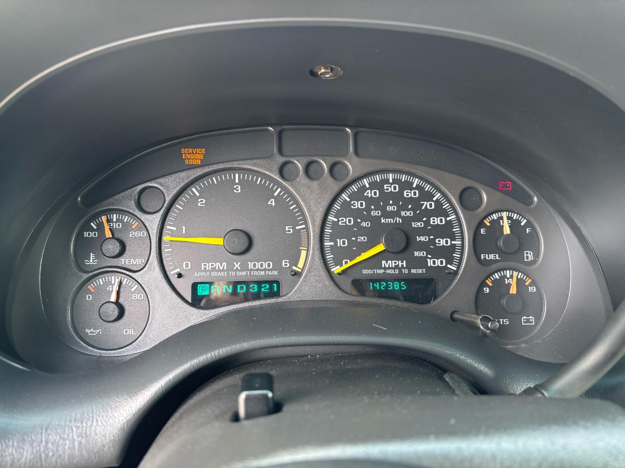 Chevrolet Blazer LS 2-Door 2WD 2001