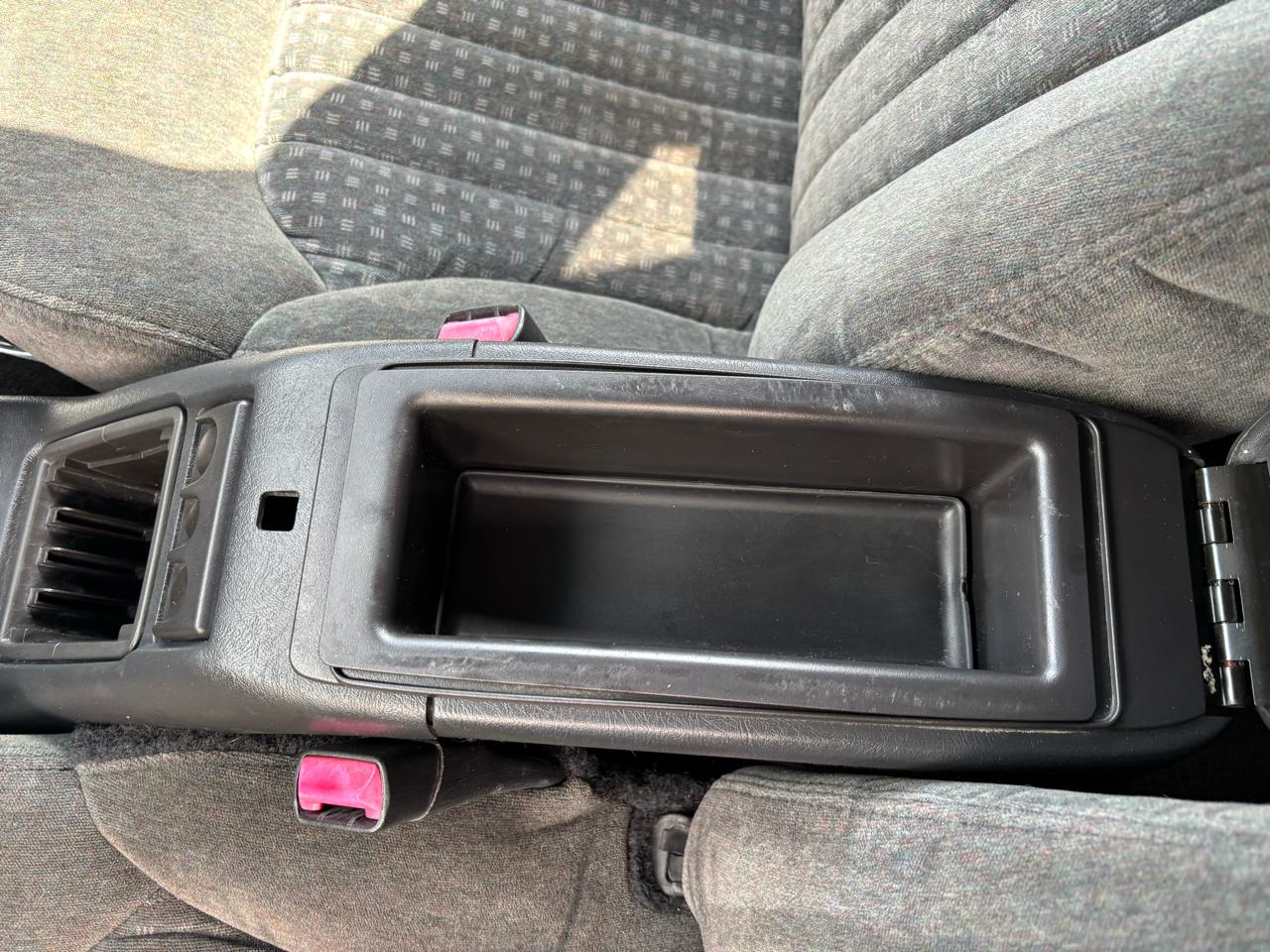 Chevrolet Blazer LS 2-Door 2WD 2001