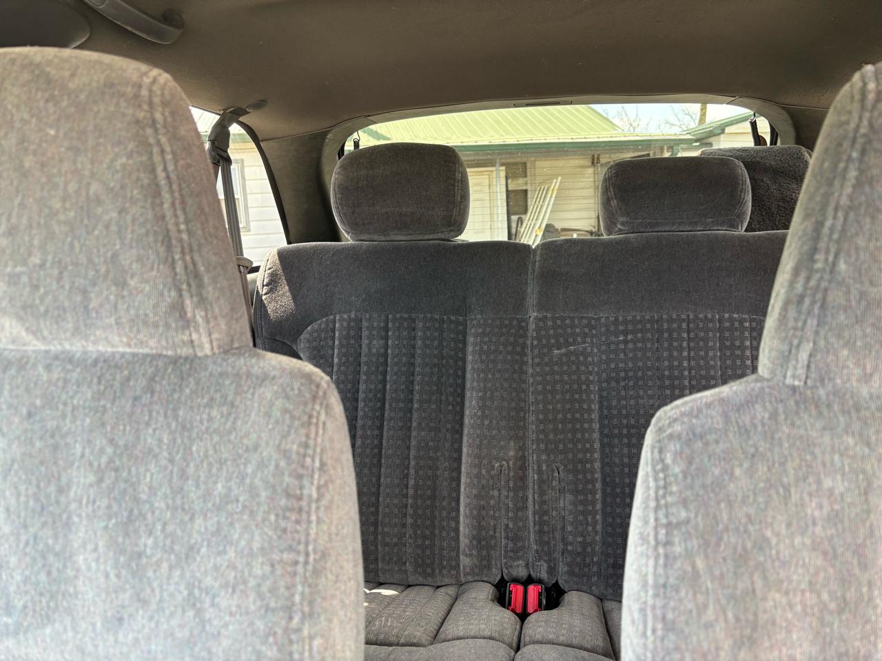 Chevrolet Blazer LS 2-Door 2WD 2001