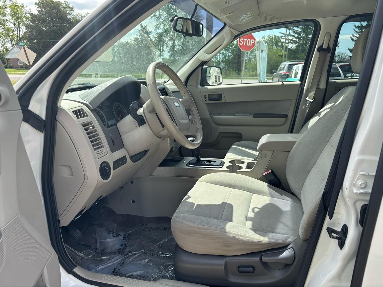 Ford Escape XLT FWD 2011