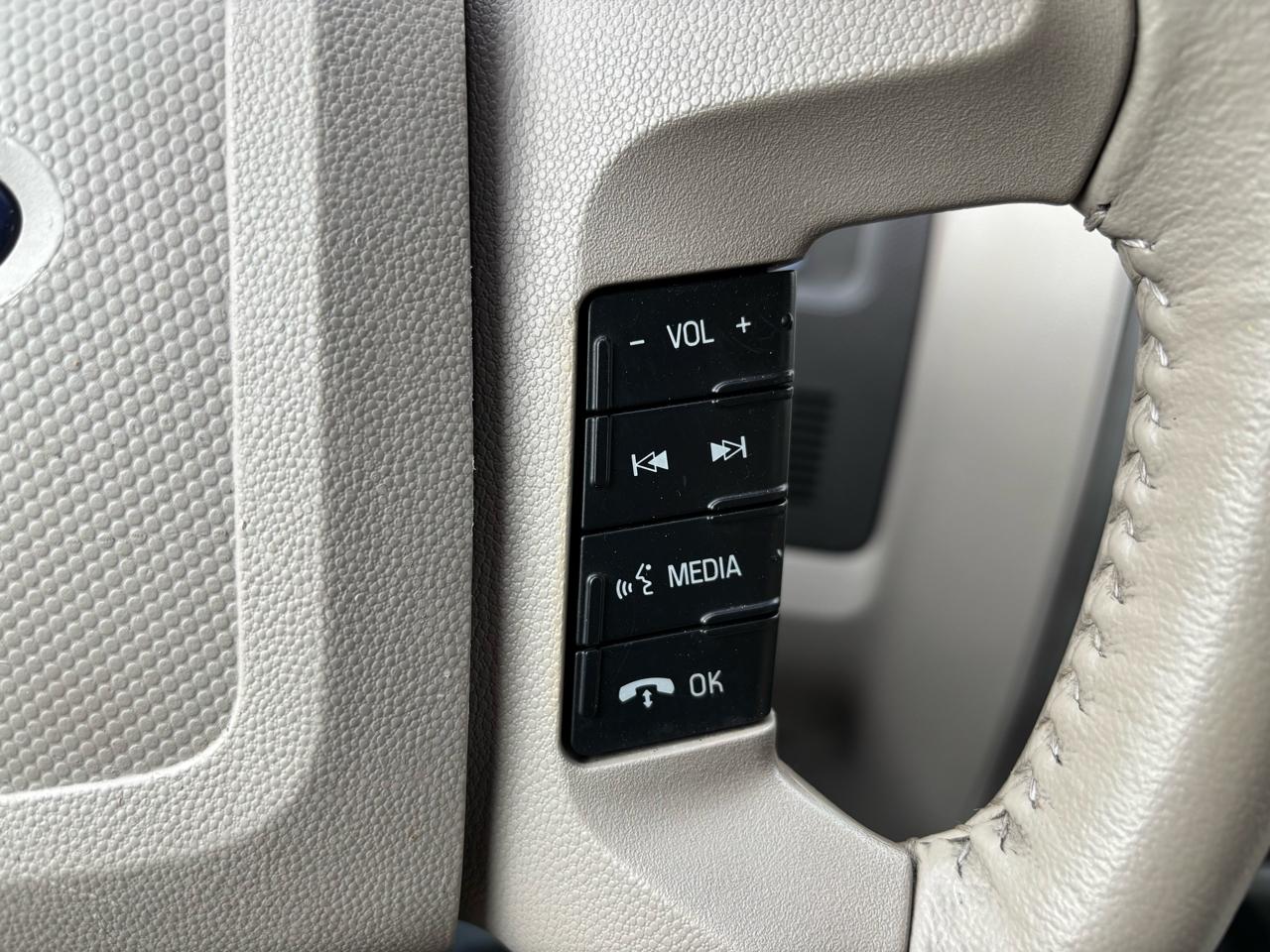 Ford Escape XLT FWD 2011