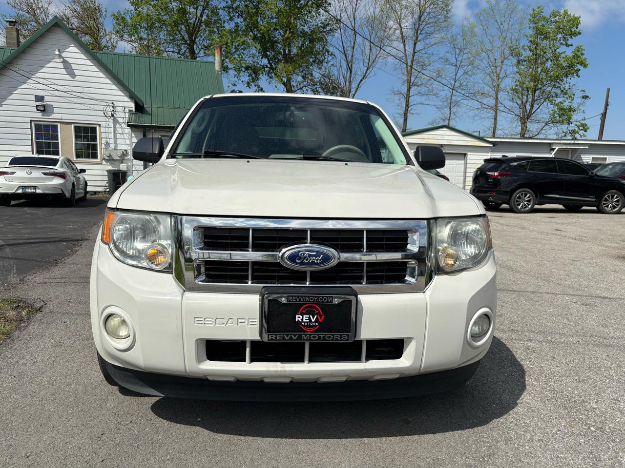 Ford Escape XLT FWD 2011