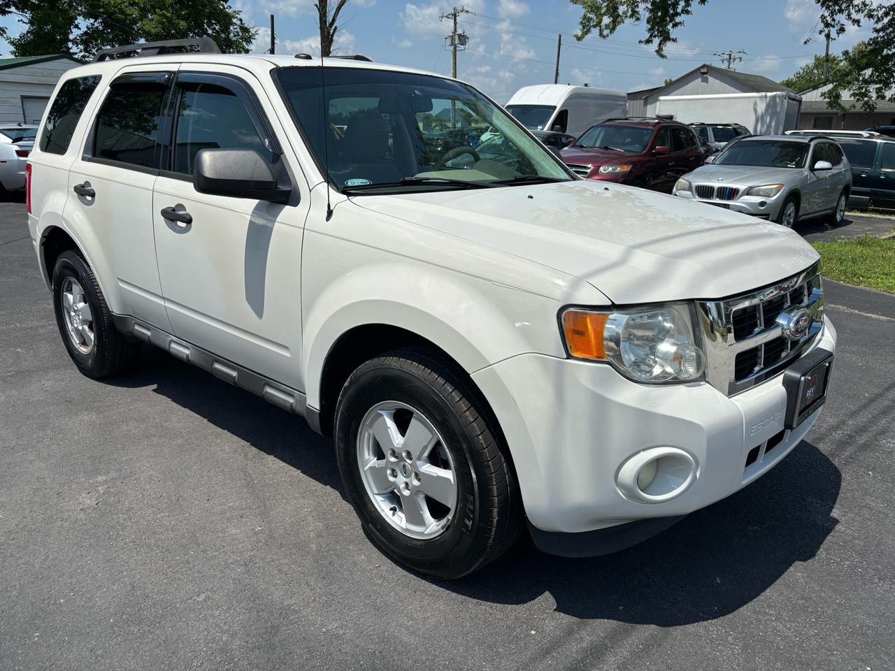 Ford Escape XLT FWD 2011
