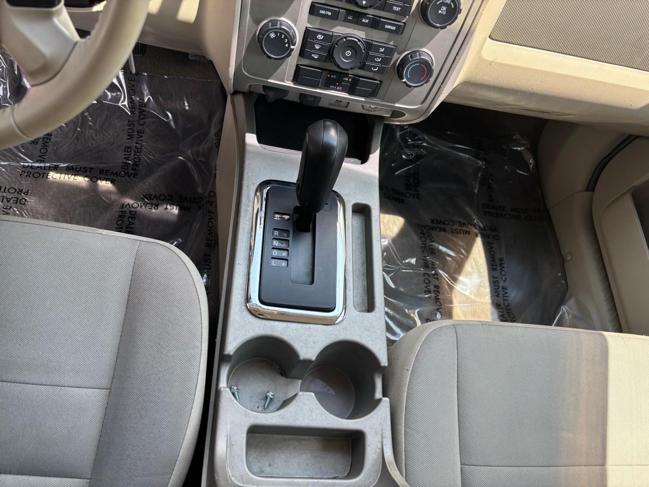 Ford Escape XLT FWD 2011