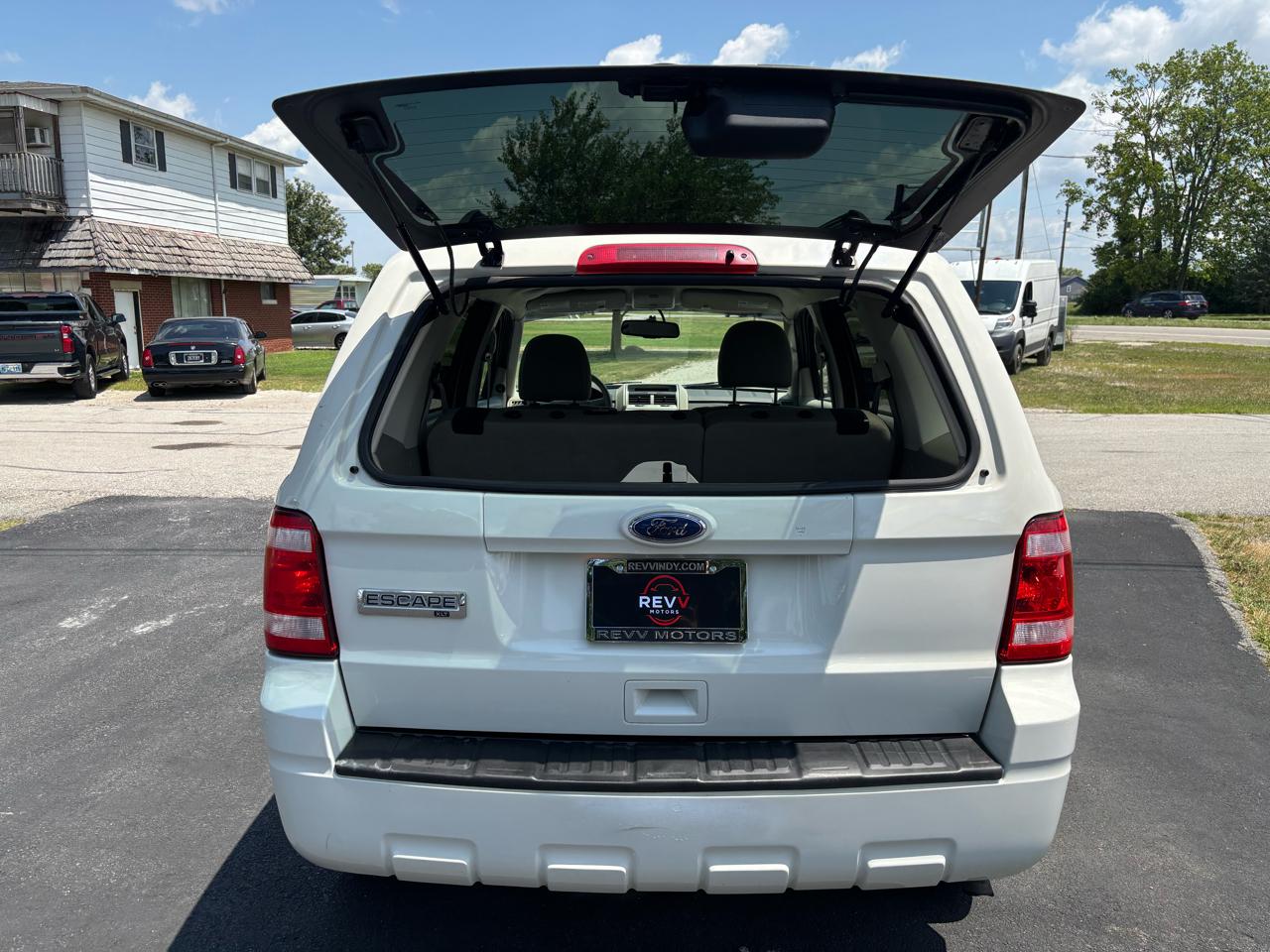 Ford Escape XLT FWD 2011