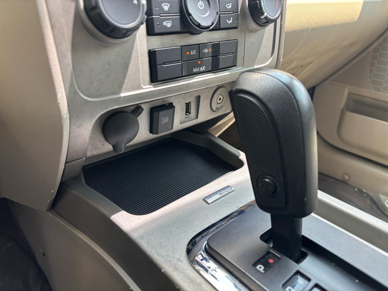 Ford Escape XLT FWD 2011