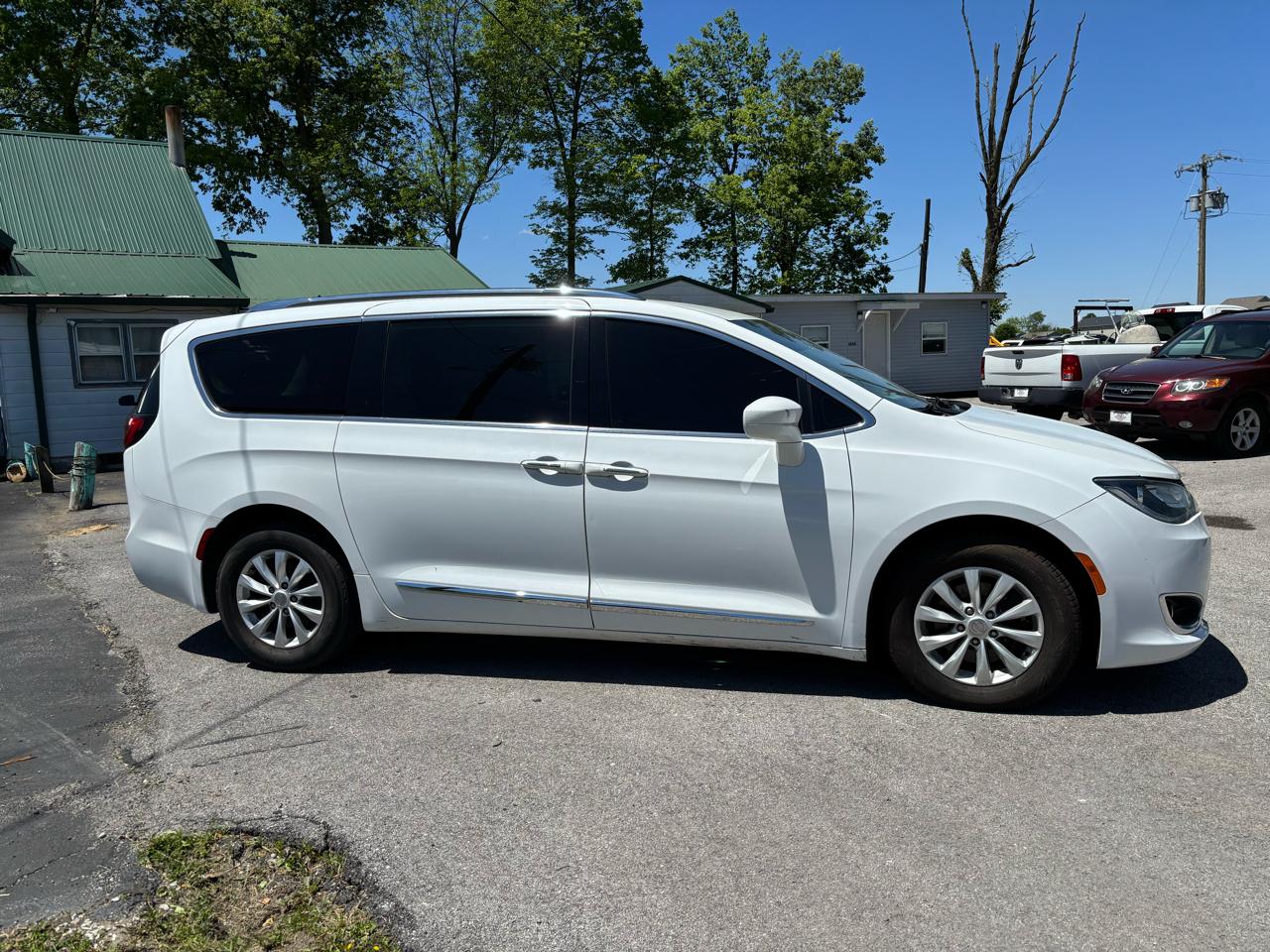 Chrysler Pacifica Touring-L 2019