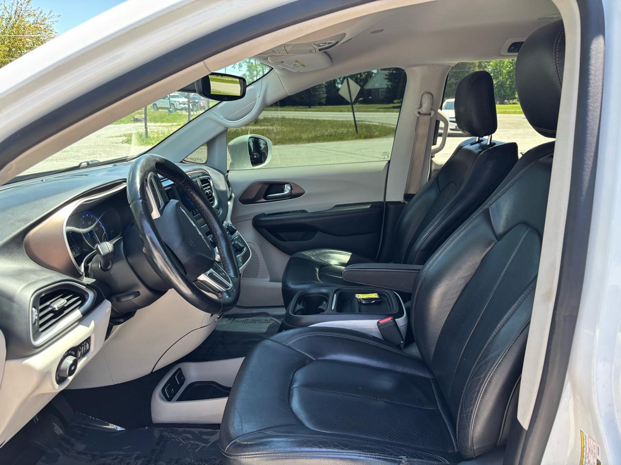 Chrysler Pacifica Touring-L 2019