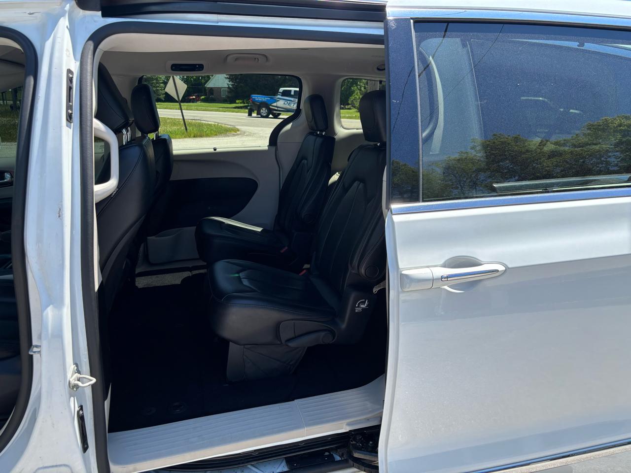 Chrysler Pacifica Touring-L 2019