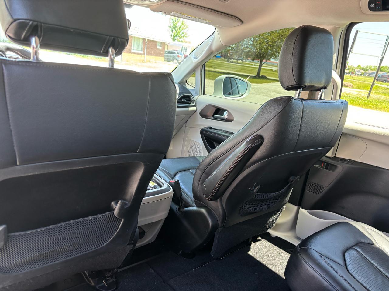 Chrysler Pacifica Touring-L 2019