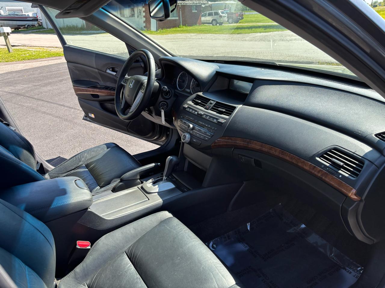 Honda Accord EX-L Sedan AT 2011