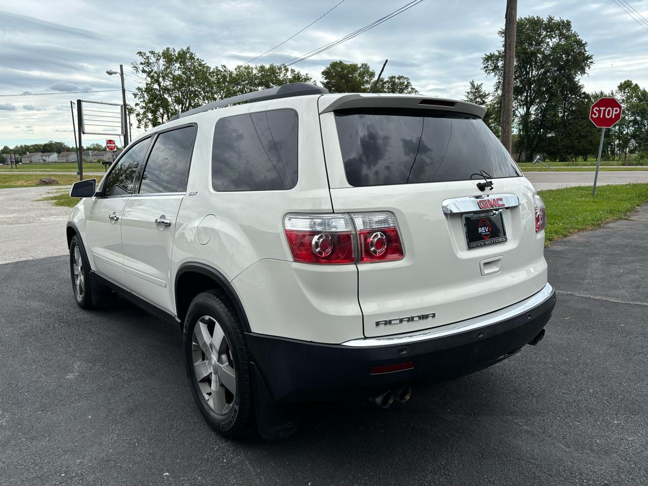 GMC Acadia SLT-1 FWD 2011