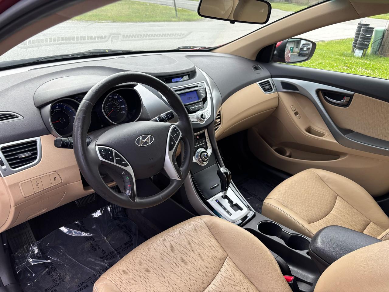 Hyundai Elantra GLS A/T 2011