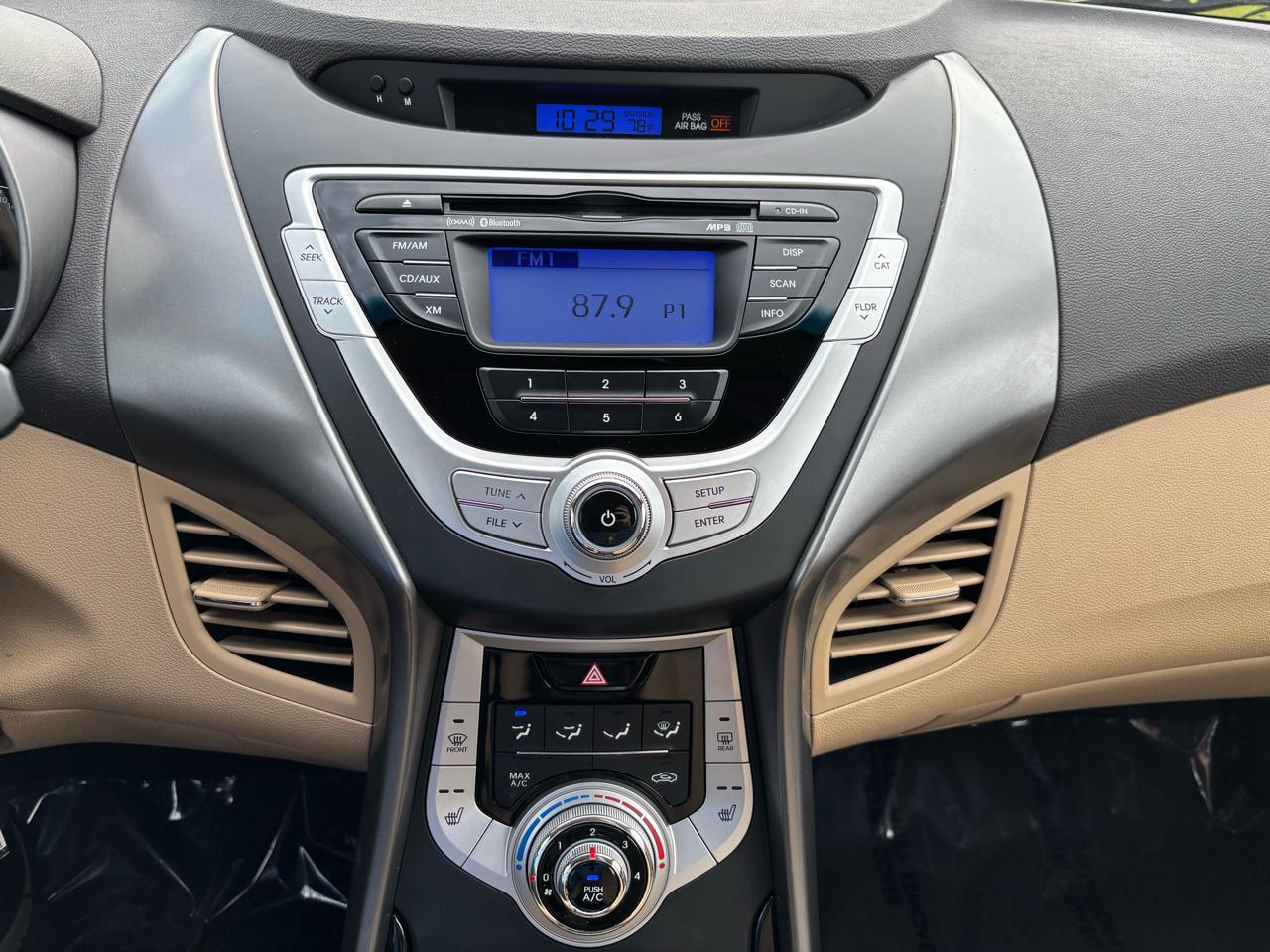 Hyundai Elantra GLS A/T 2011