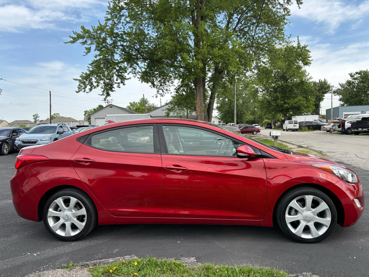Hyundai Elantra GLS A/T 2011