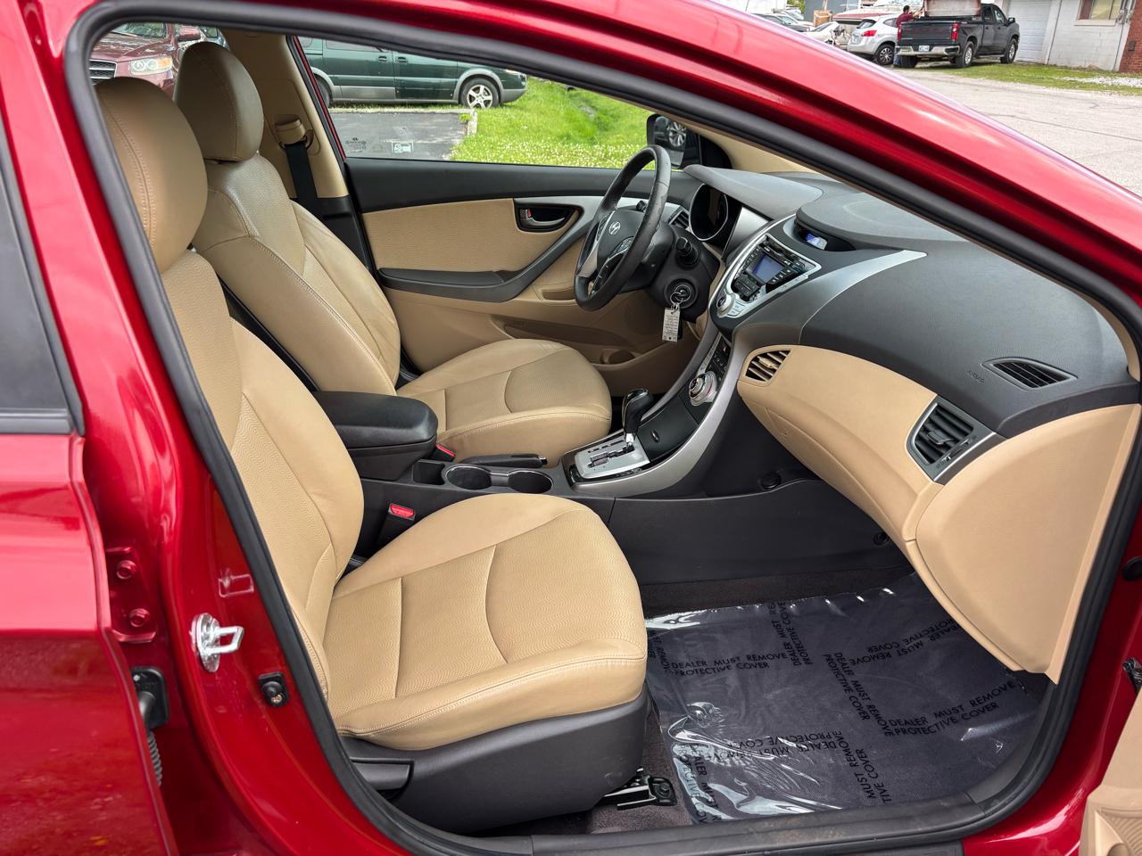 Hyundai Elantra GLS A/T 2011