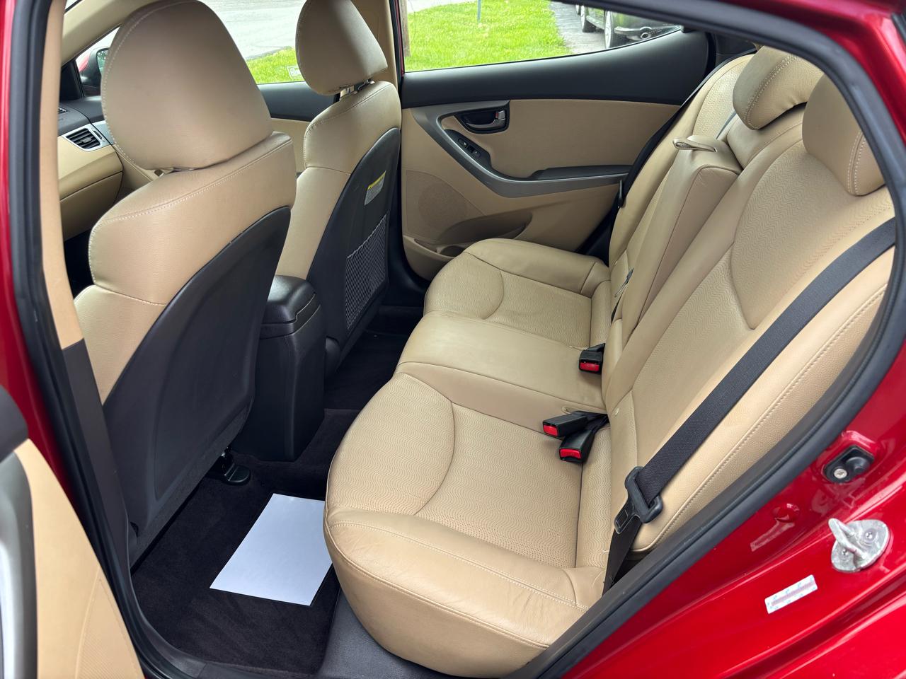 Hyundai Elantra GLS A/T 2011