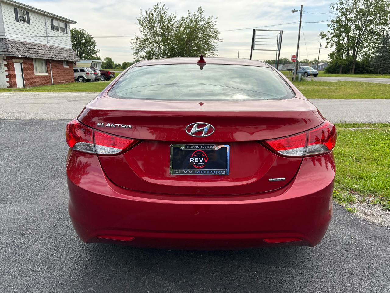 Hyundai Elantra GLS A/T 2011