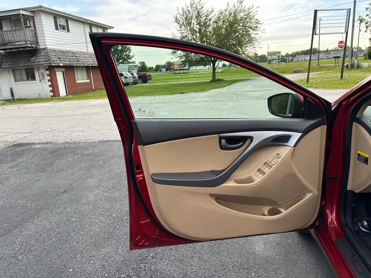 Hyundai Elantra GLS A/T 2011