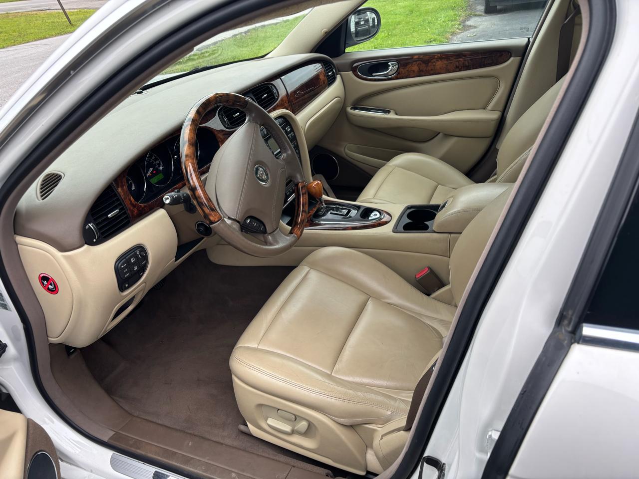 Jaguar XJ-Series XJ8 L 2006