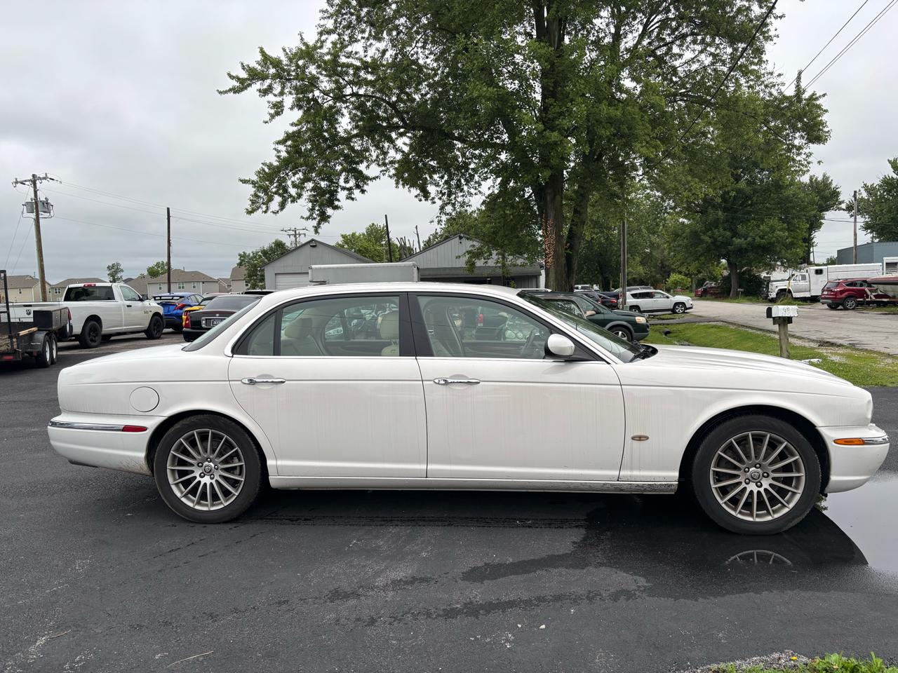 Jaguar XJ-Series XJ8 L 2006