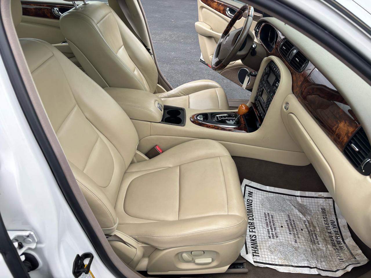 Jaguar XJ-Series XJ8 L 2006