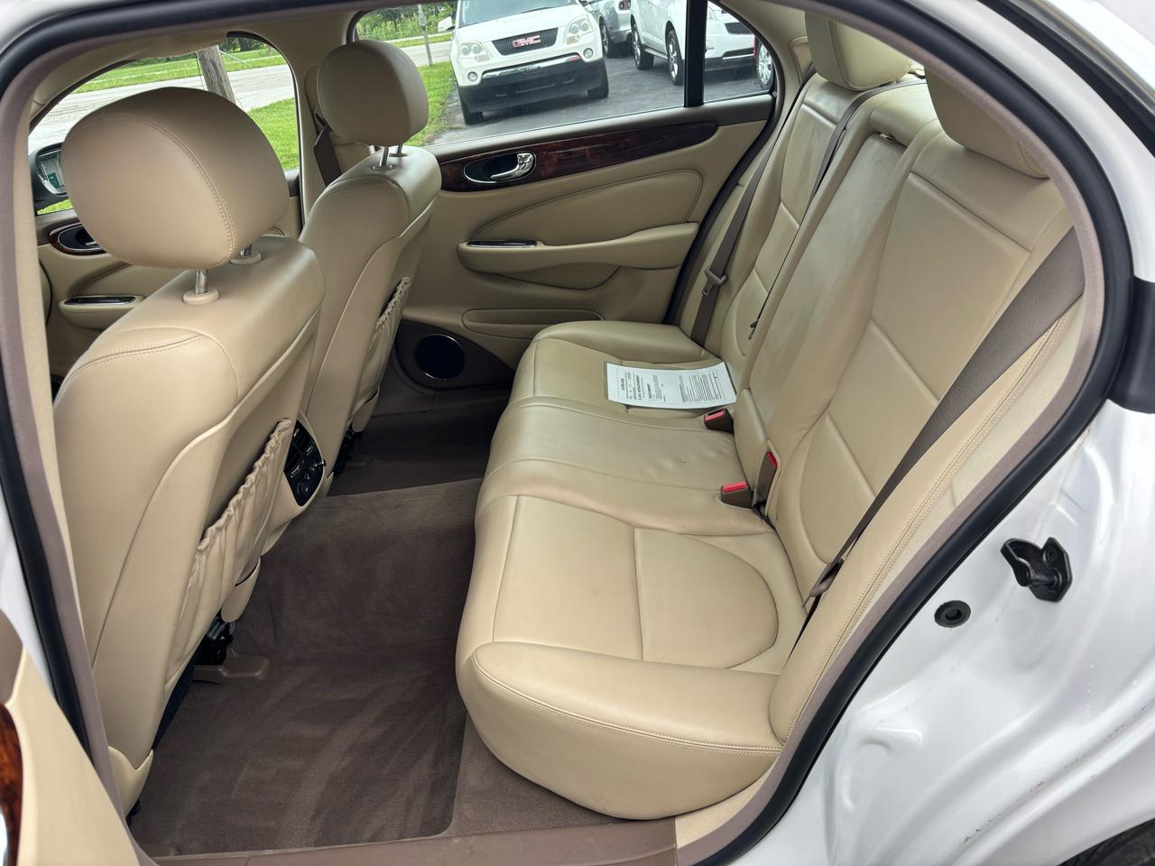 Jaguar XJ-Series XJ8 L 2006