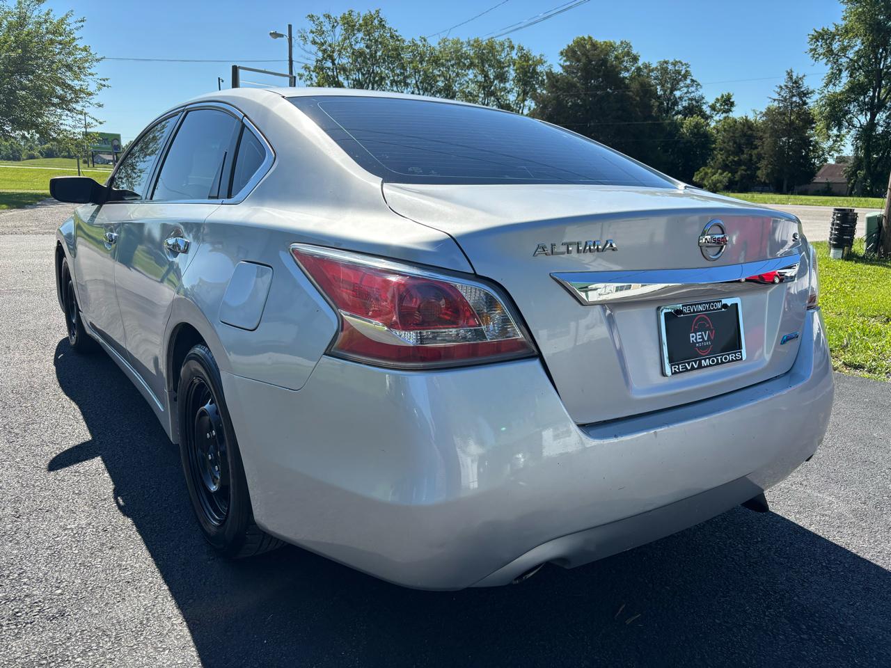 Nissan Altima  2014