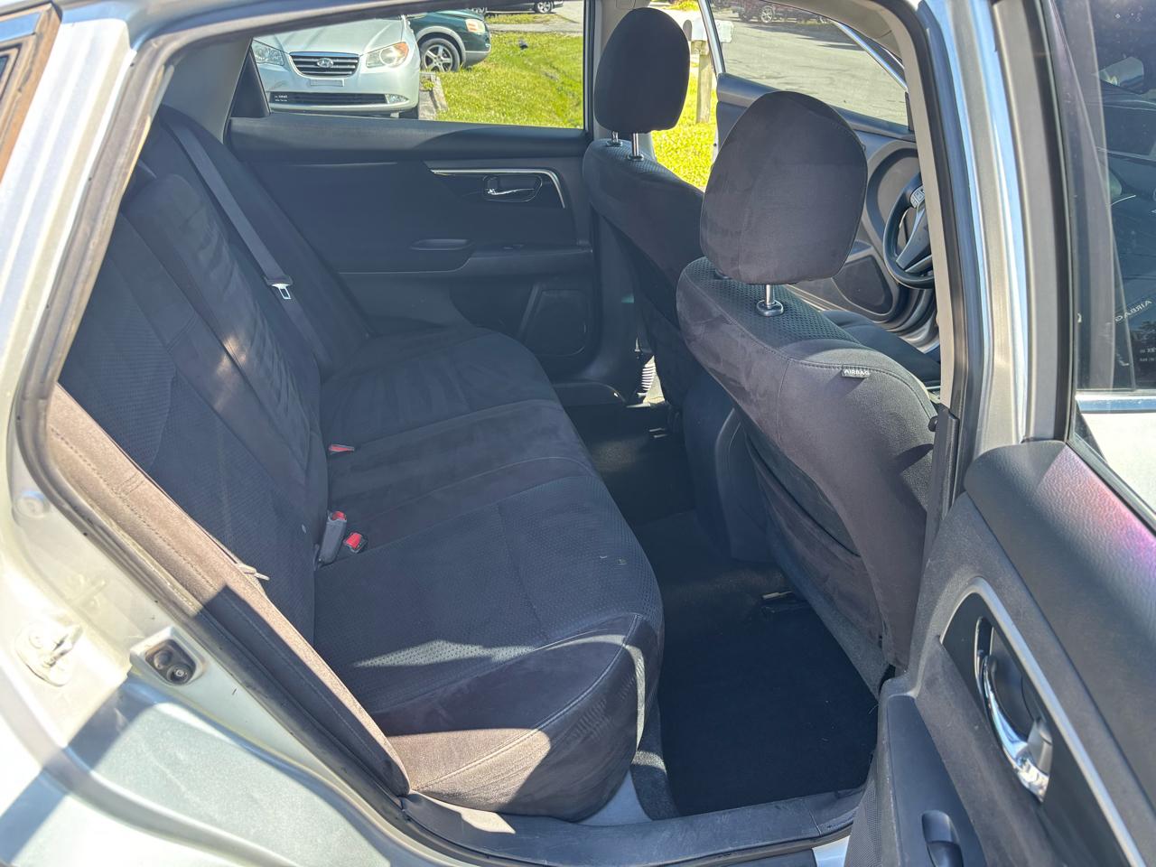 Nissan Altima  2014