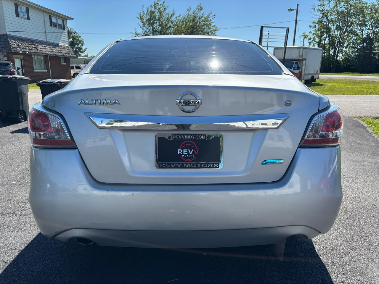 Nissan Altima  2014