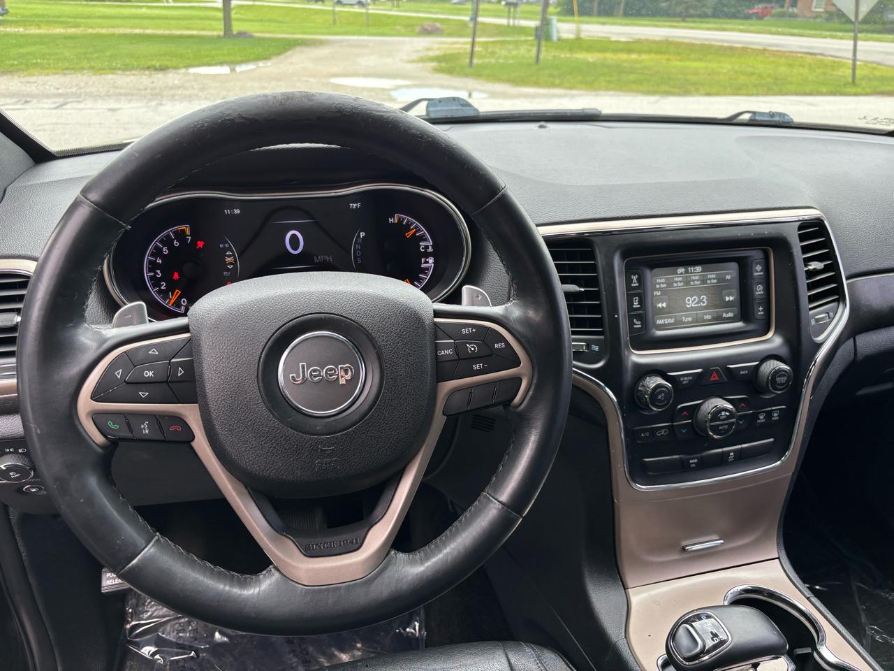 Jeep Grand Cherokee Laredo 4WD 2015