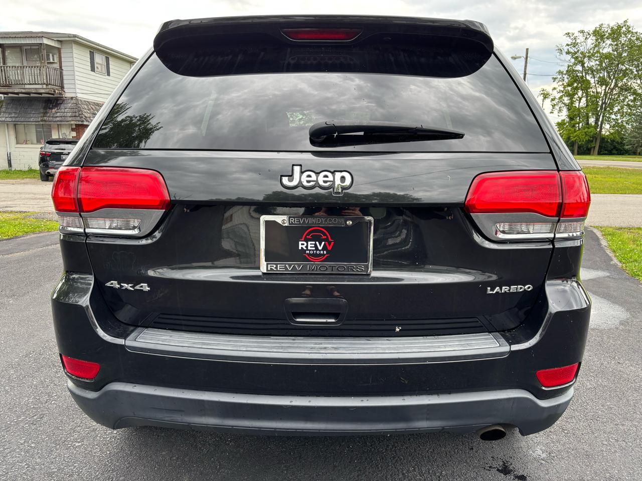 Jeep Grand Cherokee Laredo 4WD 2015