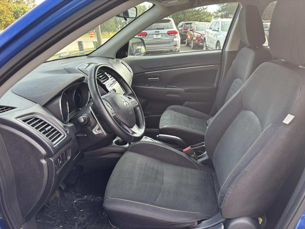 2018 Mitsubishi Outlander Sport LE - Photo 7
